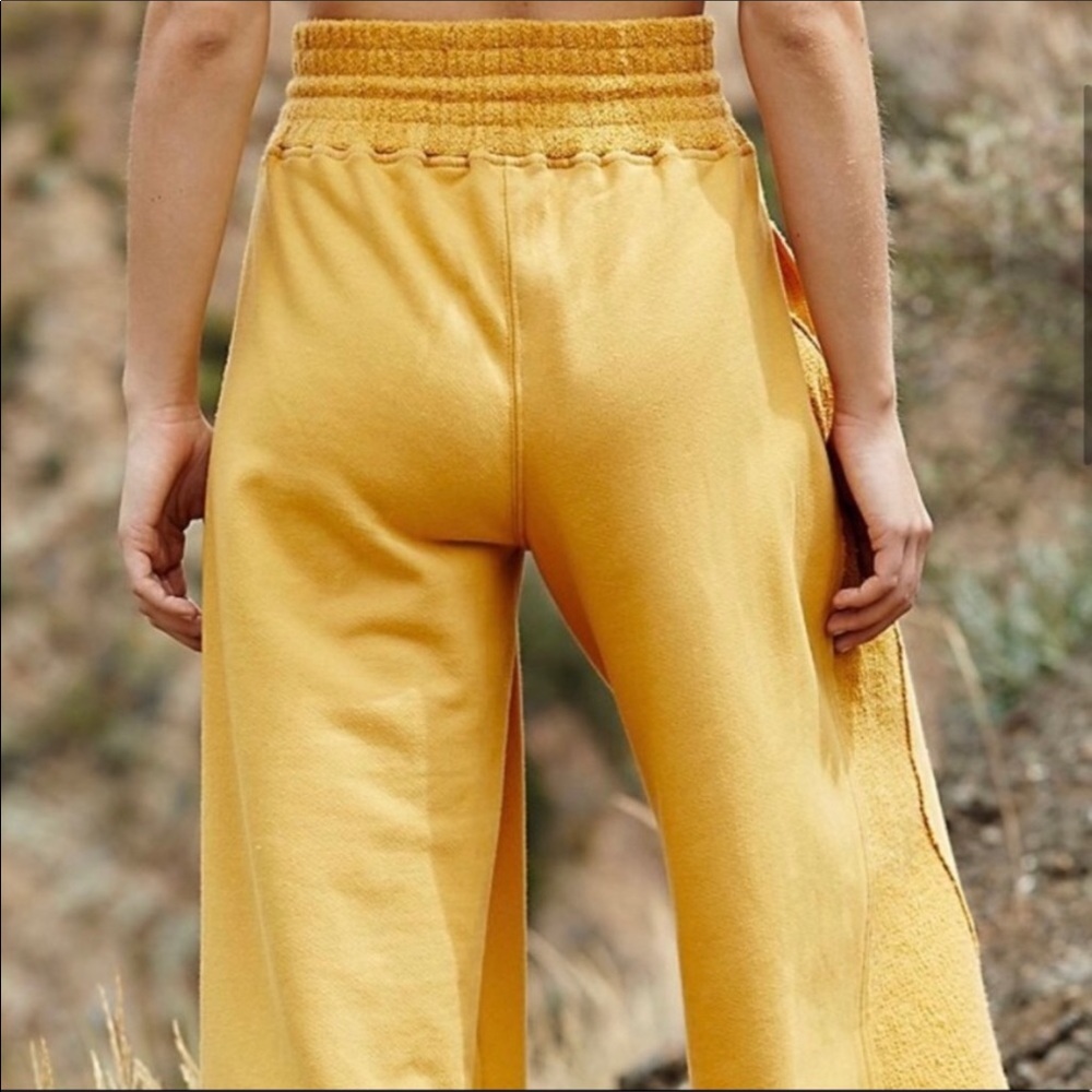 FREE PEOPLE Movement Upbeat Wide Leg Meadowsweet M - Picture 11 of 14